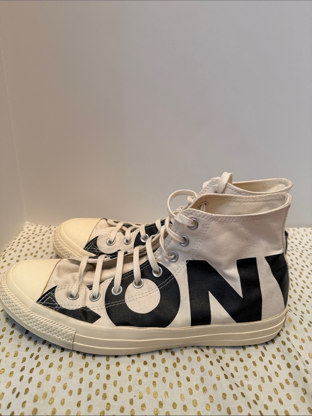 Converse High Top Sneakers White and Black - Picture 3 of 8